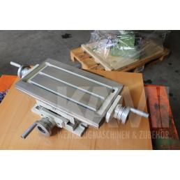 Maschinenzubehör Kreuztisch AKP 204 mit Farbfehler