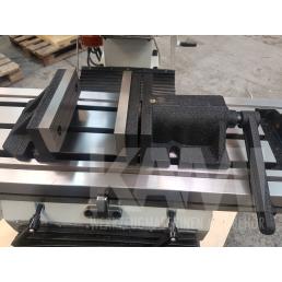 Spatnarichtung machine vice F-200