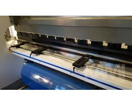 Abkantpresse - AKM 110/3200 CNC