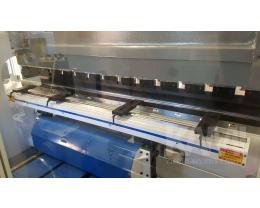 Abkantpresse - AKM 110/3200 CNC